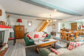 House with garden, terrace & barbecue | Perfect for remote work - Image 3