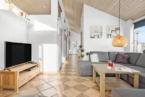 Family-oriented house with terrace, pool & BBQ | Pets are welcome - Image 4