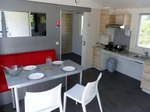 Mobile home with terrace - Image 5