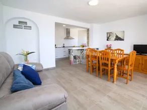 Family-oriented holiday apartment with terrace | Sea view | Close to the beach | Pet-friendly - Image 2