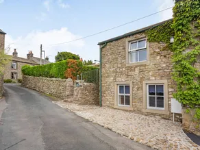 Nice cottage with garden - Image 2