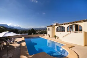 Ferienhaus mit Pool, Garten und Grill - Image 4