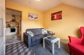 Apartment mit Garten, Pool und Grill - Image 2