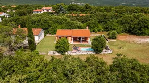 House with garden, pool & terrace | Sea view | Dogs allowed - Image 2