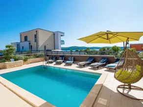 Fully equipped lovely house with terrace, barbecue & private pool | Sea view | Dogs allowed - Image 5