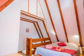 Cottage with garden, BBQ & terrace | Mountain view - Image 5