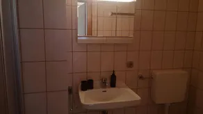 Doppelzimmer für 2 Personen in Weiding - Image 4