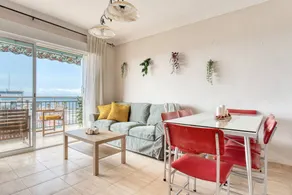 Fully equipped nice flat | Sea view | Next to the beach | Pets allowed - Image 2