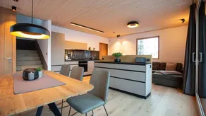 Familienorientiertes geräumiges Ferienhaus mit Terrasse, Garten und Sauna - Image 5