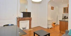 WeHost - Bugeaud - Bel appartement typique - Image 3