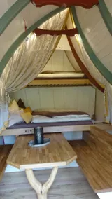 Beautiful dedicated room with sauna, terrace & pool | Dogs allowed - Image 3