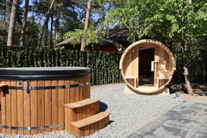 Maison avec barbecue, sauna et jacuzzi - Image 2