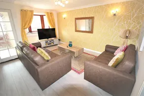 Children-friendly holiday home with garden | Dogs allowed - Image 2