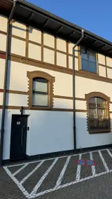 Charmant appartement adapté aux familles avec terrasse | Vue ville | Avec animaux autorisés - Image 5