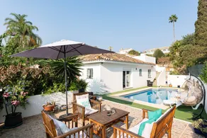 House with terrace, hot tub & private pool | City view - Image 2