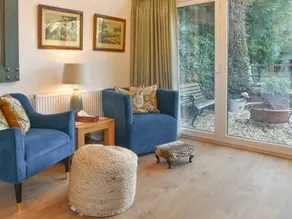 Family-oriented pleasant cottage with garden - Image 2