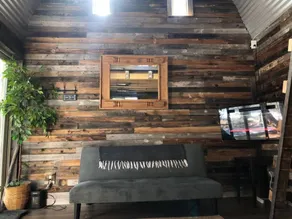 Cozy Rustic Mountain Cabin (Loft) - Image 3