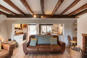 Cottage with garden - Image 5