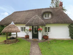 Child-friendly cottage with garden | Pets allowed - Image 2