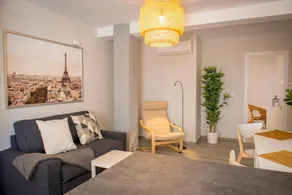 Holiday apartment with terrace | City view | Good for workation - Image 4