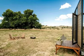 Victoria Tiny House for Couples Glamping on a Homestead - Image 3
