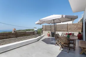 Beautiful holiday home with BBQ & terrace | Sea view | Pets are welcome - Image 2