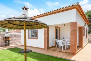 Holiday home with pool, garden & terrace | Mountain view - Image 3