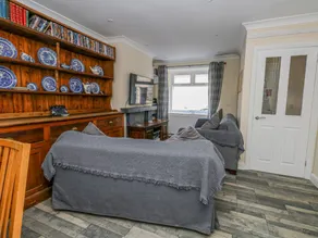 Cottage with 4 bedrooms for 8 persons - Image 3