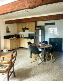 Holiday home with terrace, barbeque & garden - Image 2