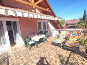 Apartment with garden & barbeque - Image 2
