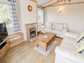 Child-friendly wonderful cottage with garden & barbecue | Beach view - Image 5