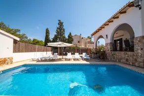 Voll ausgestattetes Ferienhaus mit privatem Pool, Garten und Grill | Strand in der Nähe - Image 3