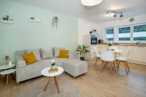 Child-friendly flat with terrace - Image 2
