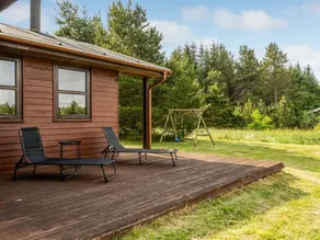 Child-friendly holiday home with sauna, terrace & barbeque | Dogs allowed - Image 5