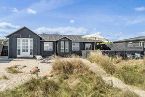 House with barbeque & terrace | Sea view - Image 4
