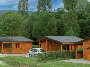 Mobile home with terrace & pool - Image 3