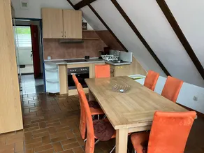Wohnung mit Terrasse, Garten und Pool - Image 5