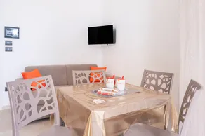 Estudio con jardín | Vistas al jardín | Ideal para trabajar remoto - Image 3