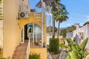 Apartment 'La Finca' with Sea View, Wi-Fi and Air Conditioning - Image 3
