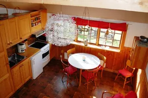 Maison de vacances conviviale et familiale avec barbecue, terrasse et jardin - Image 4
