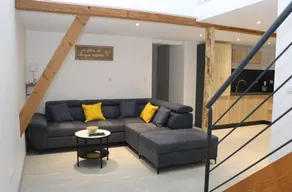 Cottage with garden, barbecue & terrace - Image 2