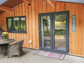 Beautiful cottage with hot tub & garden | Pet-friendly - Image 4