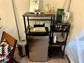 Equipped Glamping Tent with Modern Interior in Shippenville, Pennsylvania - Image 3
