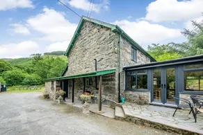 Family-friendly cottage with garden | Dogs allowed - Image 3