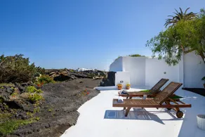 Holiday apartment with private pool, garden & terrace | Pets allowed - Image 5