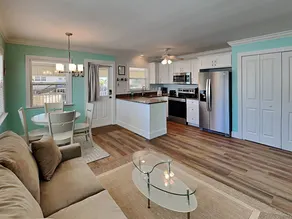 The Tides Retreat - Image 5