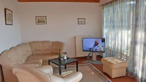 Vacation apartment in a quiet location and with balcony - Ferienhaus Solamar FeWo OG - - Image 4