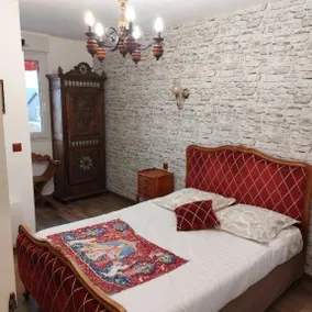 Bed and breakfast with terrace & garden | City view | Pet-friendly - Image 2