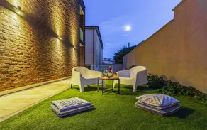 Casa vacacional apta para niños con terraza y piscina privada | Vistas al mar - Image 3