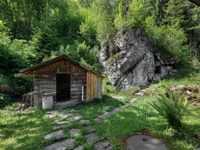 Holiday apartment with barbecue & garden | Mountain view - Image 5